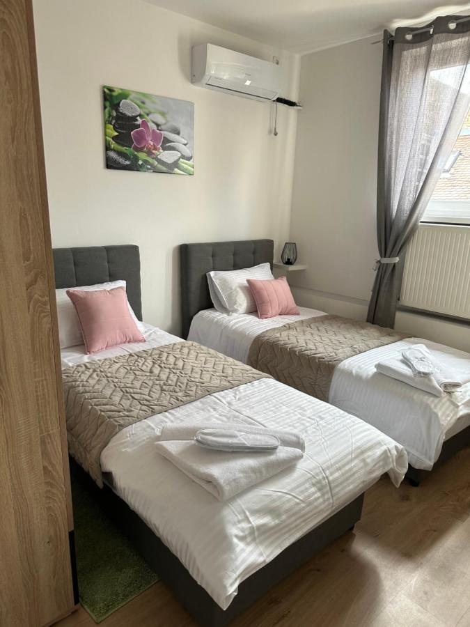 San Lux Dunavska Novi Sad Luaran gambar