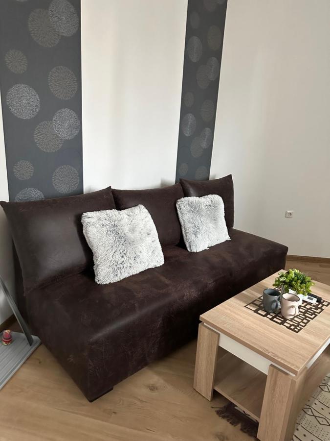 San Lux Dunavska Novi Sad Luaran gambar
